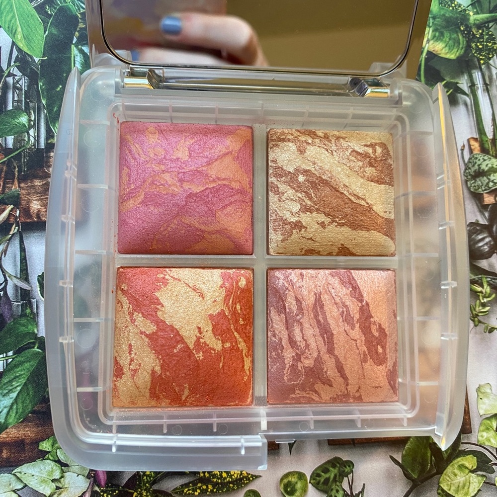 Hourglass Ambient Blush Quad - Ghost